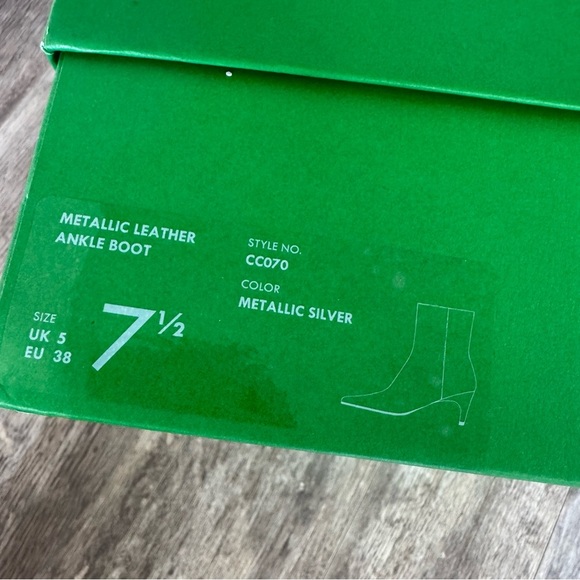 NIB! J. Crew Stevie ankle boots in metallic leather - Color: Metallic Silver - Picture 11 of 13